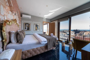 HOLİDAY BUSİNESS SUİT OTEL